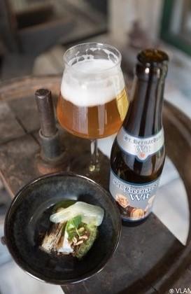 Geserveerd met een Sint-Bernardus wit Geserveerd met een Sint-Bernardus wit
