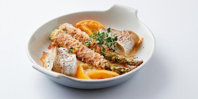 Wijting uit de oven met krokante asperges