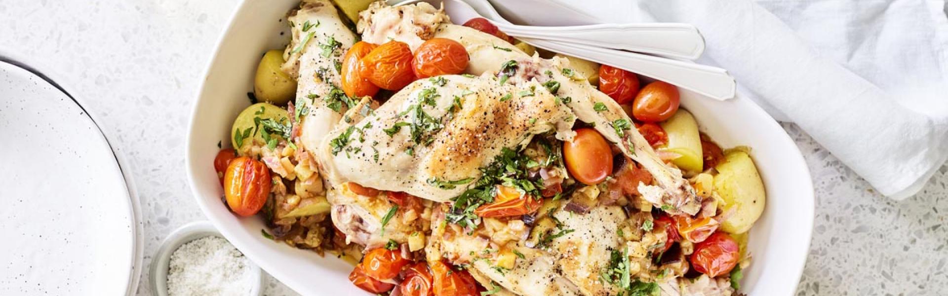 Konijn met caponata en krieltjes Konijn met caponata en krieltjes