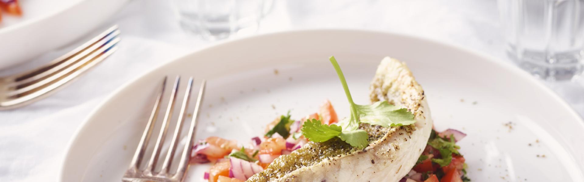 Rode poon met tomatensalsa, rösti en kwark